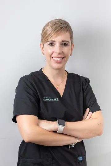 Dra. Sara Romero Picazo, odontóloga especialista en estética dental de la Clínica González Lemonnier